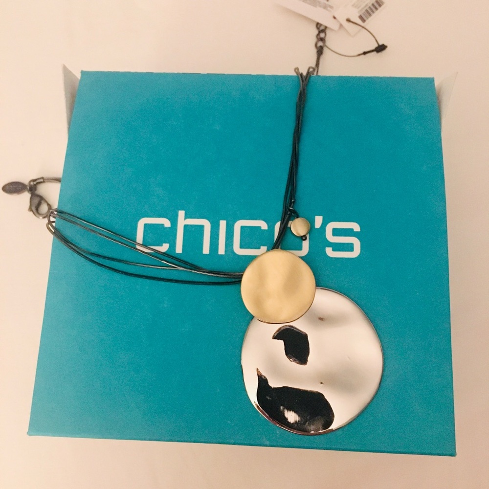 Chicos necklace new